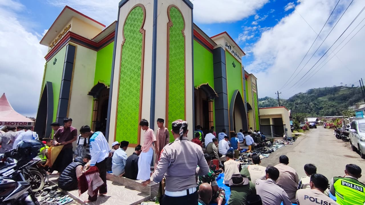 Masjid Jami Nurul Iman Selaawi: Jantung Berdenyut Cilacap yang Tersimpan dalam Sejarah